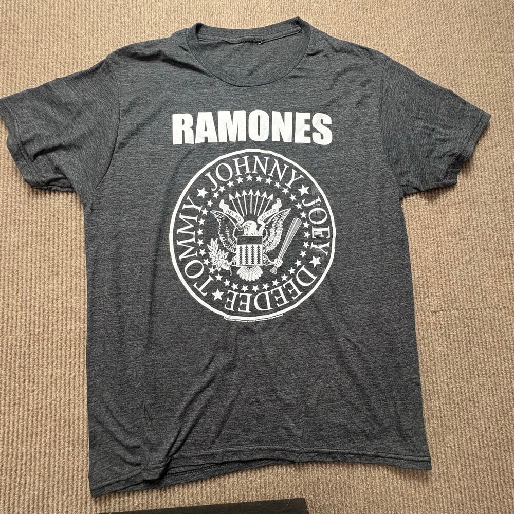 2007 Ramones Gray Band Tshirt